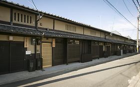 山中油店　町家ゲストハウス